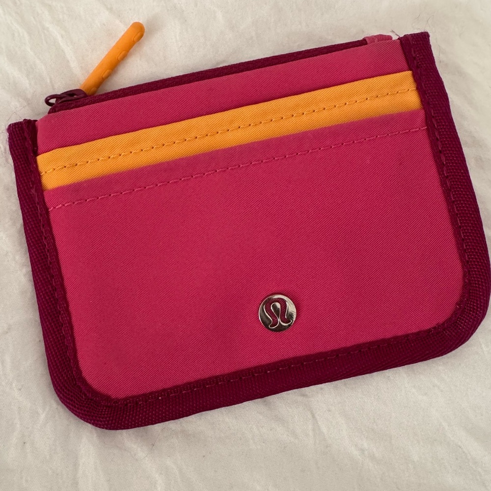 Lululemon True Identity Card Case